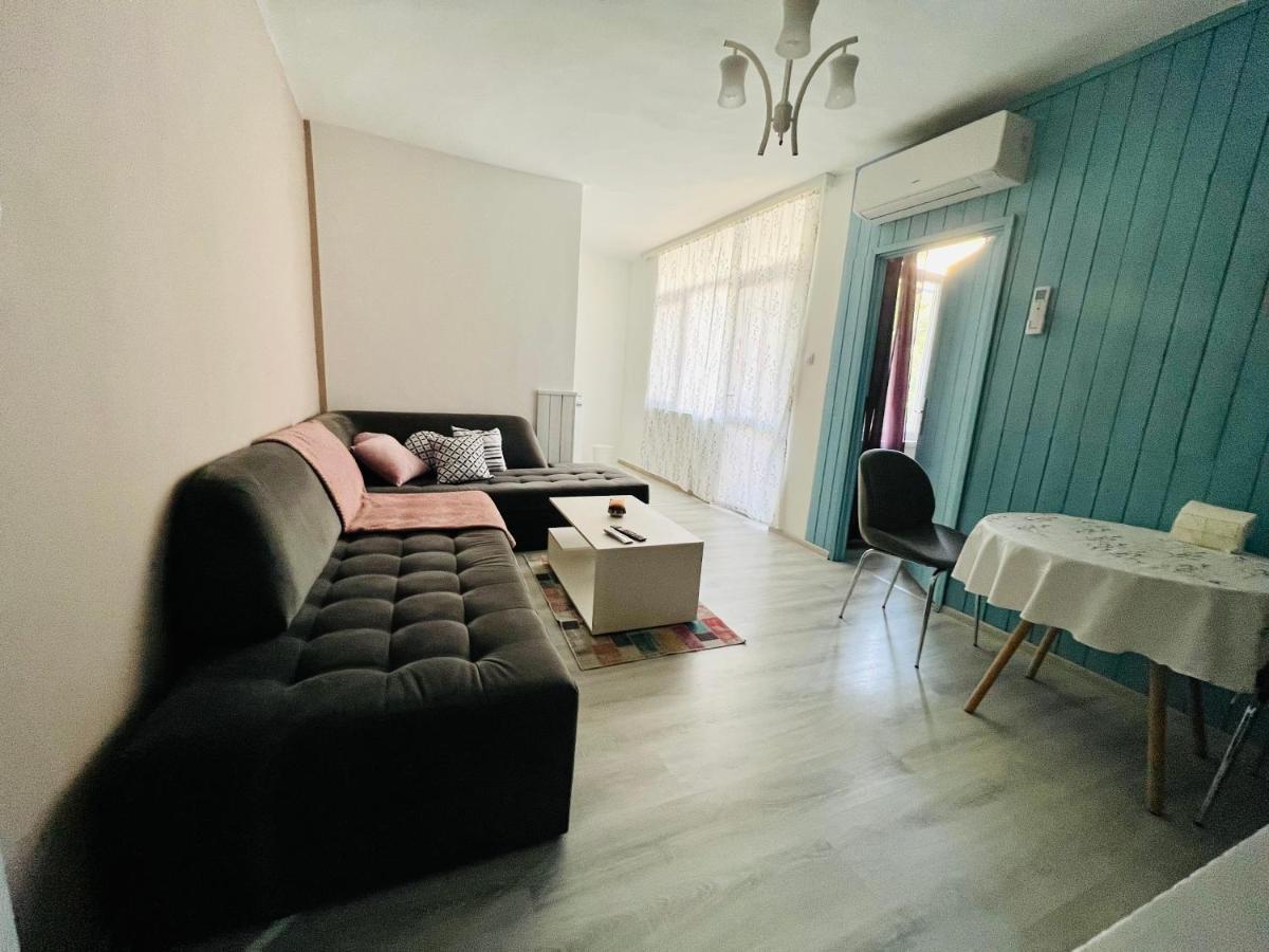 Midtown Apartment Kŭrdzhali 외부 사진